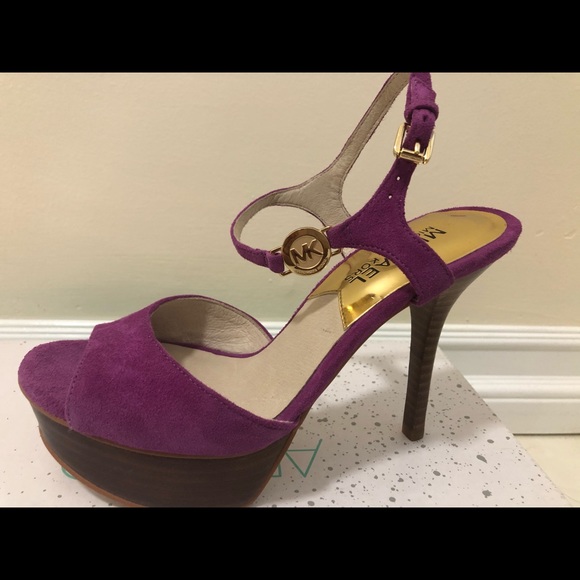 Stiletto heels. Size 4M. Brand New. - Picture 5 of 5
